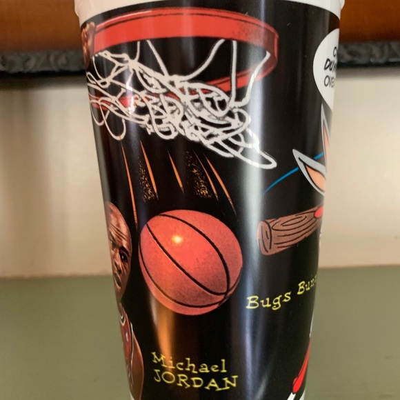 ***SOLD***Michael Jordan McDonalds 1995 Cups Loone - Picture 6 of 7